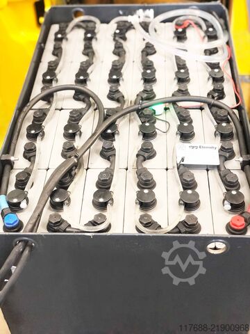 חשמלי 3 גלגלים Jungheinrich EFG 218k - Service Neu - Batterie 88% - Triplex