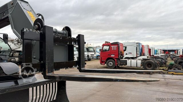Cargadora telescópica Liebherr T42-7S (INCL BUCKET / BE MACHINE / LIKE NEW / 7...