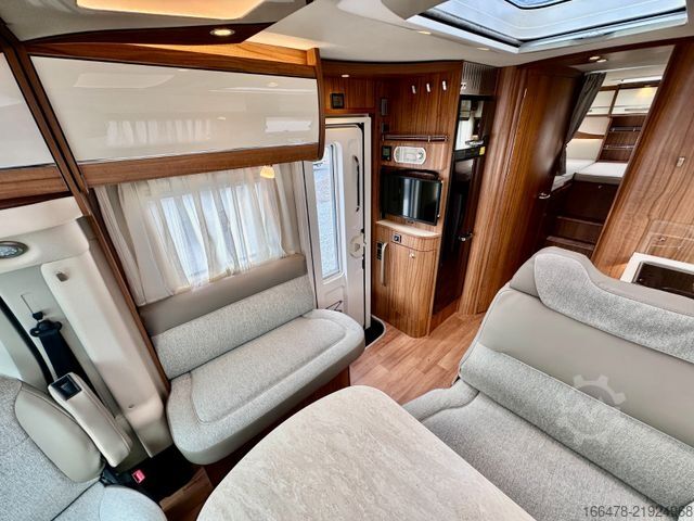 半集成式房车 HYMER/ERIBA Tramp T 704 SL *d*