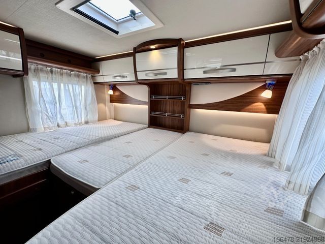 半集成式房车 HYMER/ERIBA Tramp T 704 SL *d*