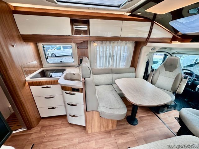 半集成式房车 HYMER/ERIBA Tramp T 704 SL *d*