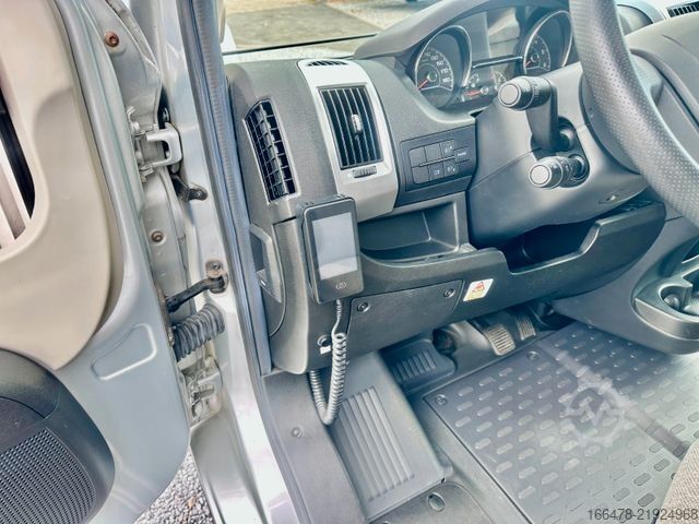 半集成式房车 HYMER/ERIBA Tramp T 704 SL *d*