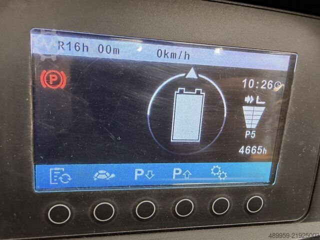 Električni viljuškar za 4 točka Jungheinrich EFG 320