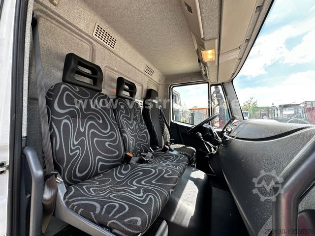 Кутиевиден ван IVECO Eurocargo 75E18 Koffer Junge Aufbau LBW
