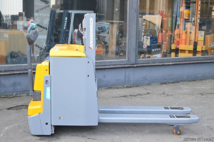 Hochhubwagen Jungheinrich EJD 120