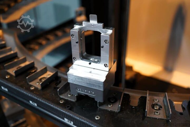 Centre d’usinage universel 5 axes MIKRON HPM 450U +SYSTEM 3R WORKPARTNER