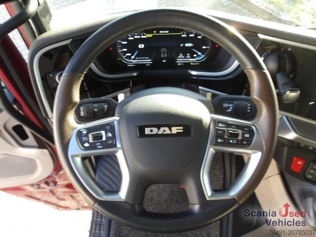 Standardni vlačilec DAF 530FT XG+ / Leder / Alcoa / Navi / LED