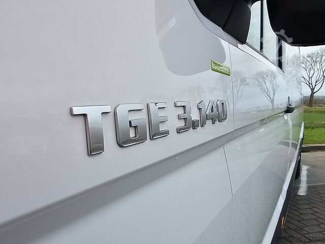 Kombi z wysokim dachem M.A.N. TGE 3.140 L3H2 Maxi Trekhaak!