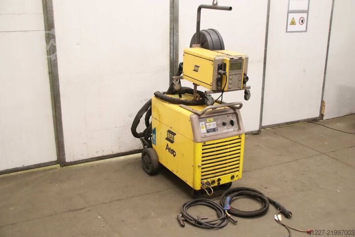 آلة لحام بالغاز الواقي 320 أمبير نبضي Esab LUD 320 W