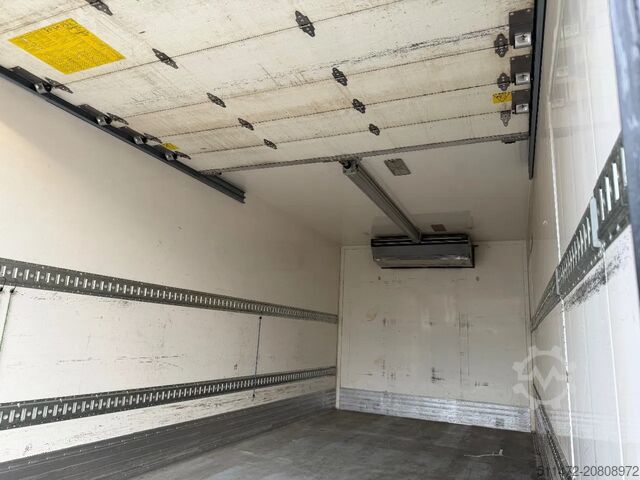 Kühl-/Tiefkühltransport Volvo FL 240 / Thermoking MD-200 / Dhollandia / Autom...