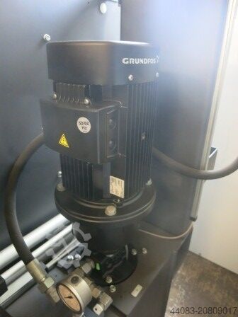 Pionowe centrum obróbcze Emco MMV 2000