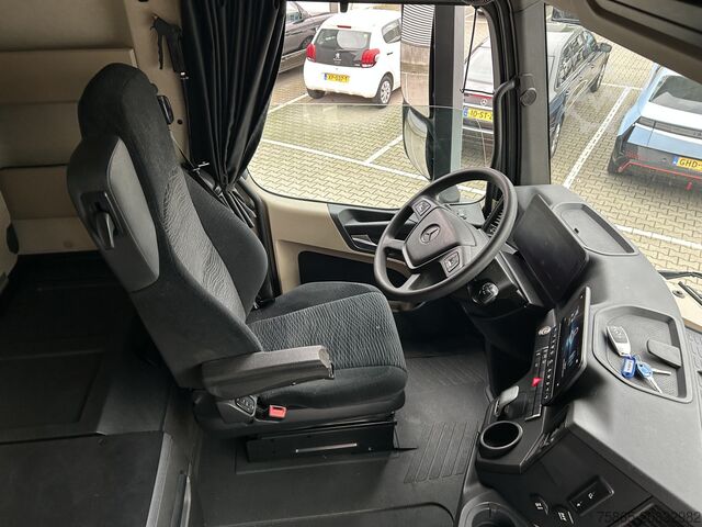 Standard-SZM Mercedes-Benz Actros 1845 Gigaspace / Tacho V2 / PTO - Hydrau...