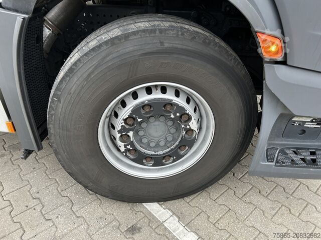 Standard-SZM Mercedes-Benz Actros 1845 Gigaspace / Tacho V2 / PTO - Hydrau...