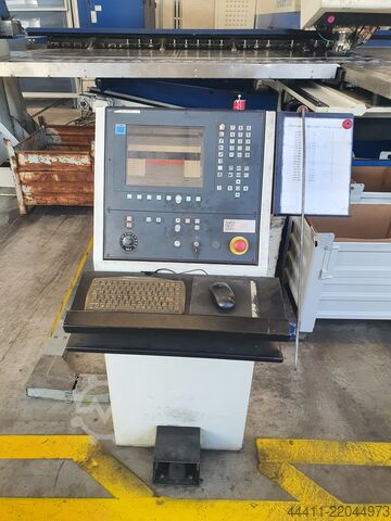 Mașină de perforat și ștanțat TRUMPF TruPunch 5000 (S01G) 1600