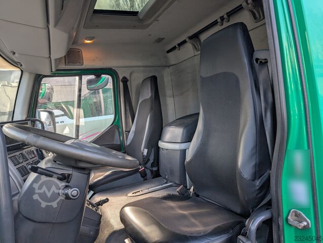 Kamion s sandukom Volvo FL-280 4x2 16Tons EURO5 Portaltüren