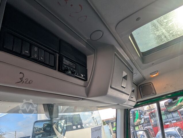 Kamion s sandukom Volvo FL-280 4x2 16Tons EURO5 Portaltüren