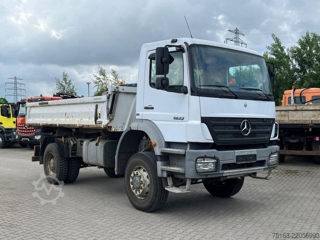 Kolmepoolne kallur MERCEDES-BENZ Axor 1823 AK 4x4 2-Achs Allradkipper Meiller