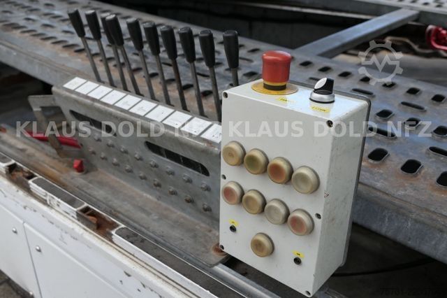 Semirimorchio portacontainer per auto KÄSSBOHRER SP 9-16 geschlossener Autotransporter