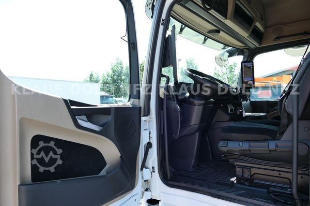 Автовоз MERCEDES-BENZ Actros 1846 BigSpace Kässbohrer Komplettzug