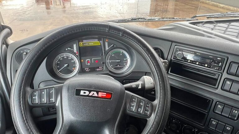 Standard-SZM DAF XF 460 (TRES PROPRE / CLEAN TRUCK / GOOD CONDIT...