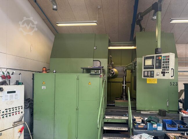 Máquina de tallado de engranajes y rotores Pfauter P 750 R