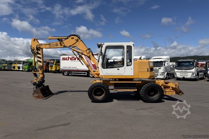 Cilindru compactor Liebherr 308 Mobilbagger / Swiss-Vehicle