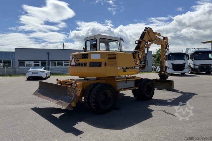Cilindru compactor Liebherr 308 Mobilbagger / Swiss-Vehicle