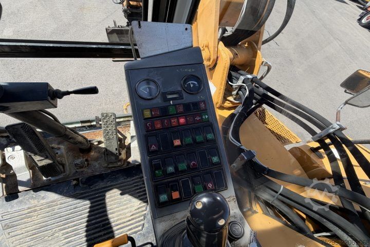Cilindru compactor Liebherr 308 Mobilbagger / Swiss-Vehicle