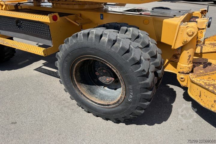 Cilindru compactor Liebherr 308 Mobilbagger / Swiss-Vehicle