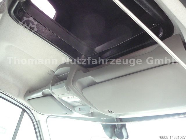 Kombi vozilo sa ceradom RENAULT Pritsche Plane mit Schlafkabine