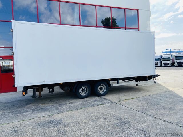 ボックストレーラー Tang, Karl K105  Tandem Kofferanhänger vorn Durchladbar