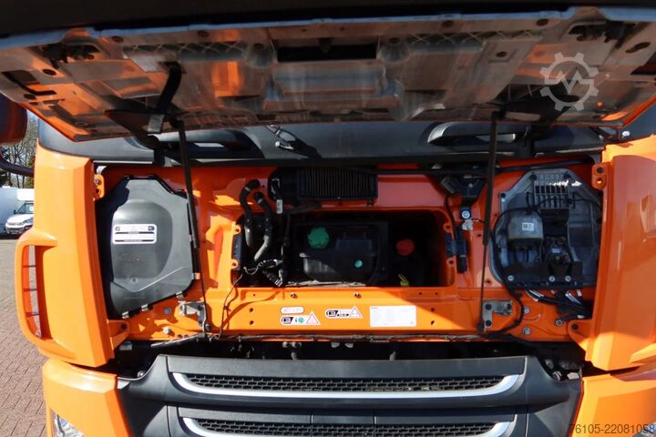 Kohver DAF CF 290 Bakwagen+Dhollandia 1500 kg
