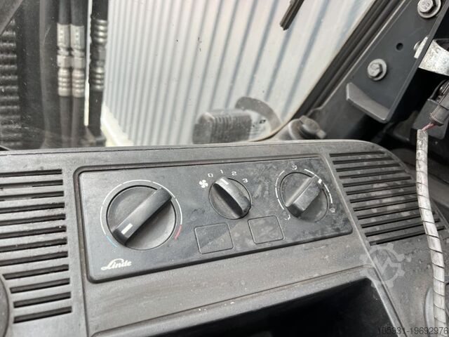 Elektriskais 4 riteņu iekrāvējs Linde E35HL-01