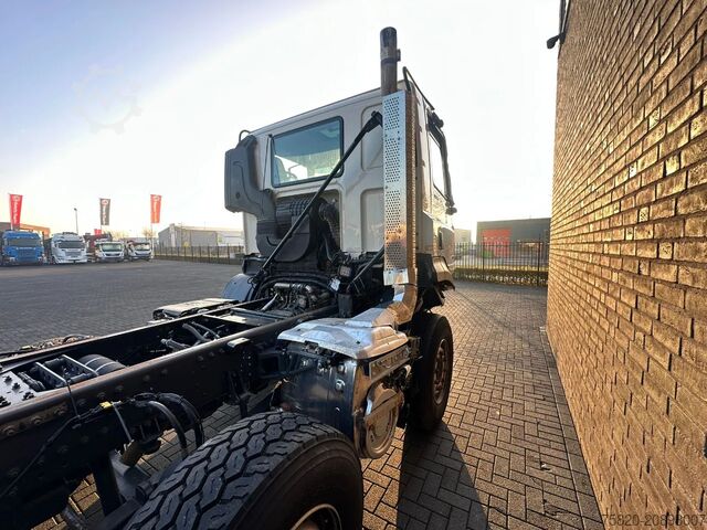 Châssis avec cabine DAF CF 530 8X4 CHASSIS CAB SCHADE/UNFALL/DAMAGE