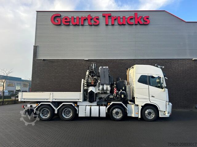 Camion-grue Volvo FH 16.650 8X4 TREKKER-BAKWAGEN COMBI + FASSI F1...