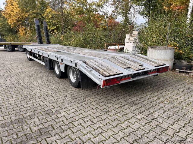 Remolque de plataforma baja Möslein TO 3 F Schwebheim  3 Achs Tiefladeranhänger