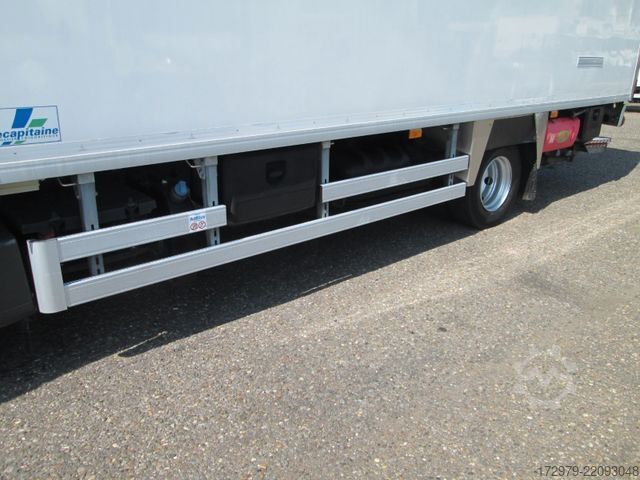 משאית קירור MERCEDES-BENZ Atego 1021*2xCarrier Kühlkoffer 5.72m*LBW*