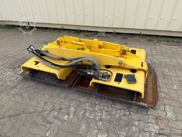 Tiivistäjä BOMAG AG28 Anbau-Verdichterplatten