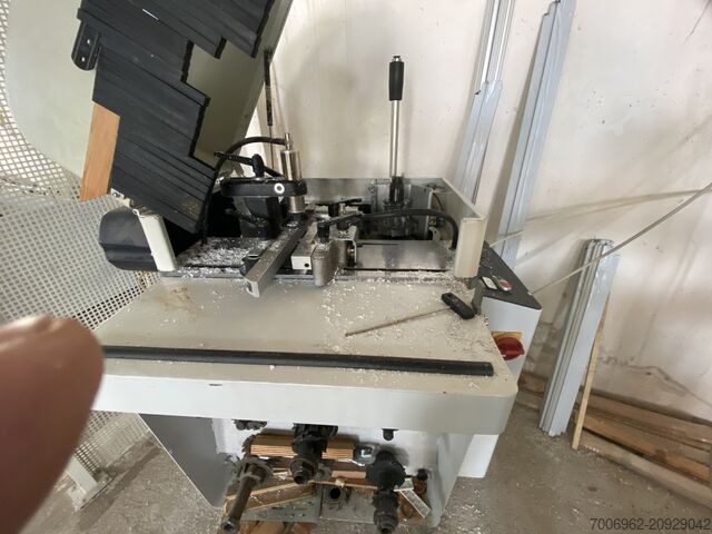 Fresatrice / intestatrice per traversi FomIndustrie Mistral 26