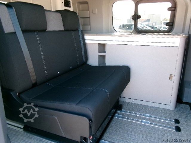 Karavan/obytné auto BÜRSTNER Tourneo Custom Active Copa Holiday ähn.  Nugget