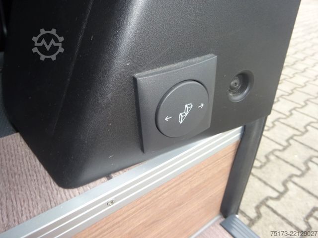Obytné vozidlo WEINSBERG CaraBus ME 140PS Autm. Markise HUD AHK