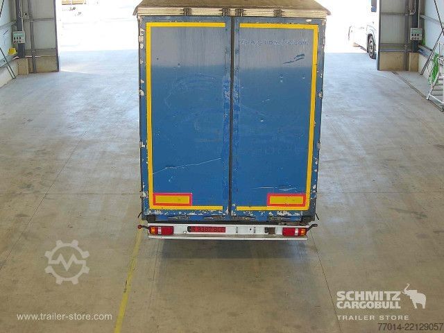 Otvorena poluprikolica sa ceradom Berger Curtainsider Standard