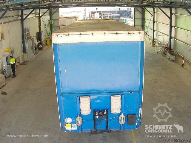 Otvorena poluprikolica sa ceradom Berger Curtainsider Standard
