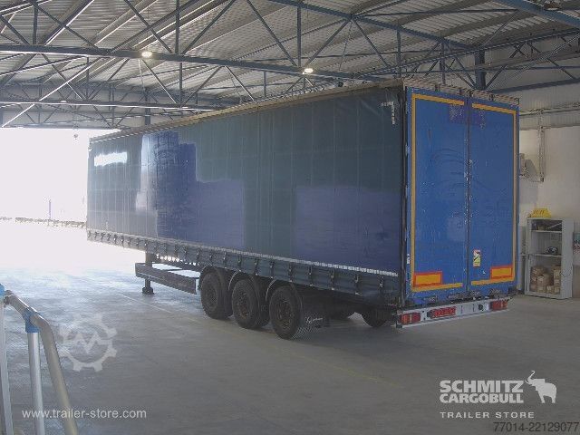 Otvorena poluprikolica sa ceradom Berger Curtainsider Standard