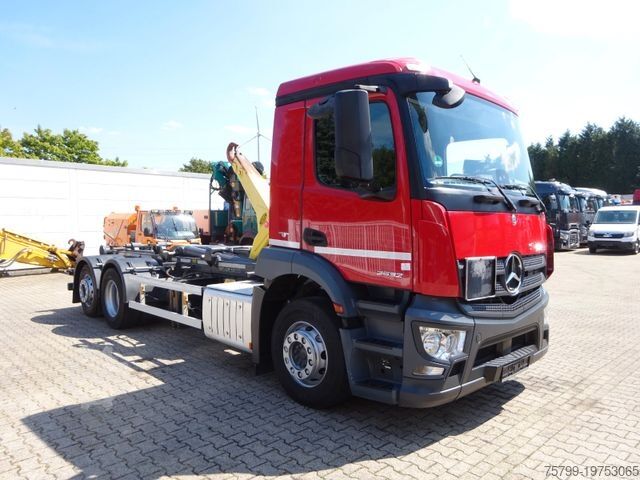 Haakarm vrachtwagen MERCEDES-BENZ 2532 ANTOS MEILLER Abroller Lift+Lenkachse 6x2