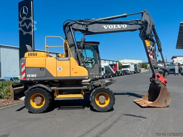 Riteņu ekskavators VOLVO EW160D / 2014 / 1xTieflöffel / Forstschutzgitter