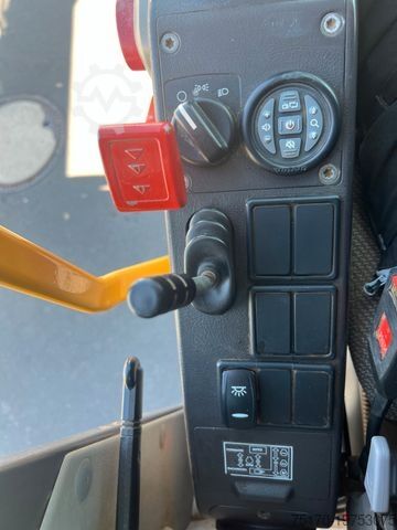 Riteņu ekskavators VOLVO EW160D / 2014 / 1xTieflöffel / Forstschutzgitter