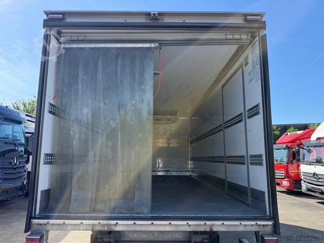 रेफ्रिजरेटर बॉडी वैन MERCEDES-BENZ ATEGO 821 L Kühlkoffer 6,2 m LBW 1 T*Luft HA