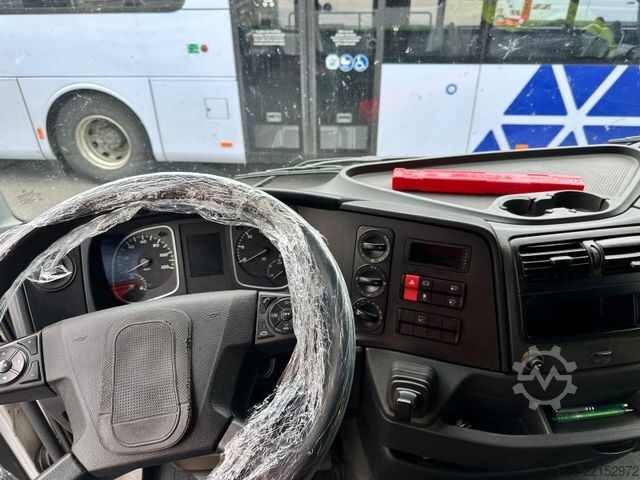 Sandučar MERCEDES-BENZ MOTORSCHADEN ATEGO 818 L Koffer 6,10 m LBW 1 T