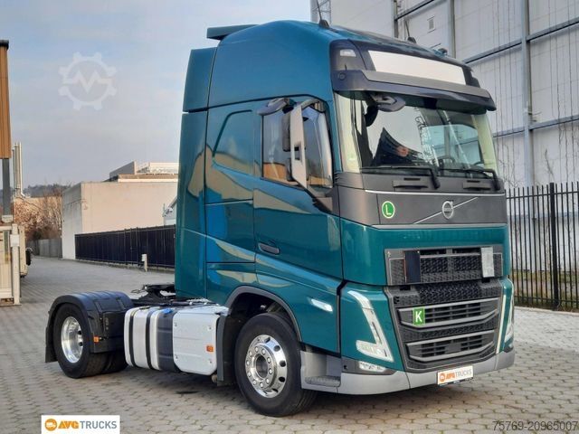 Стандардна влечна единица VOLVO FH 500 XL 2 Kreis Hydr Neuer Tacho I-Park-Cool